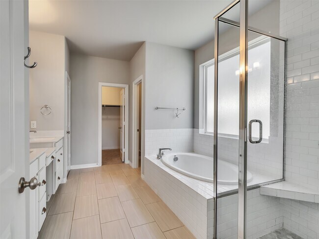 Building Photo - 3447 Cabernet Shores Dr