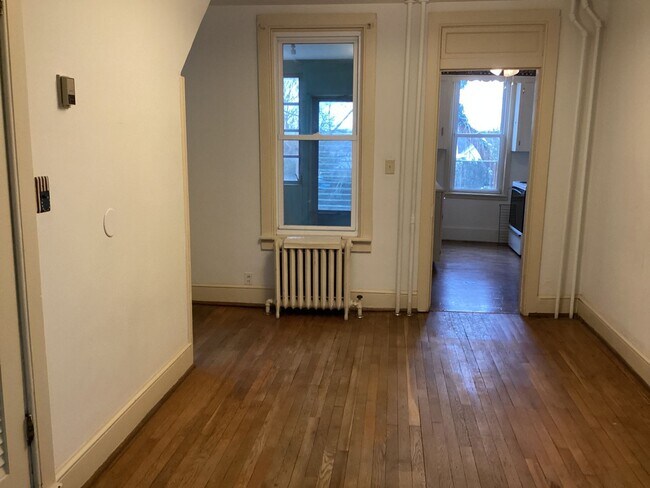 Building Photo - 6- 8 E. Third Street