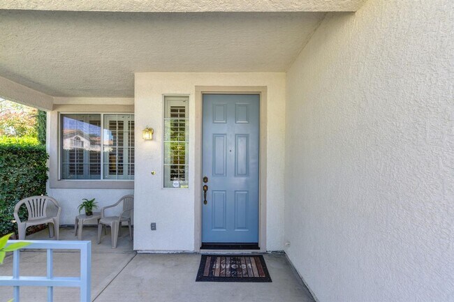 Building Photo - Home for Rent in Gold River, CA