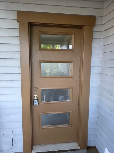 Building Photo - 164 E Church St