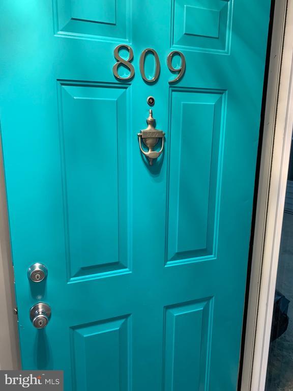 Building Photo - 809 Willings Way