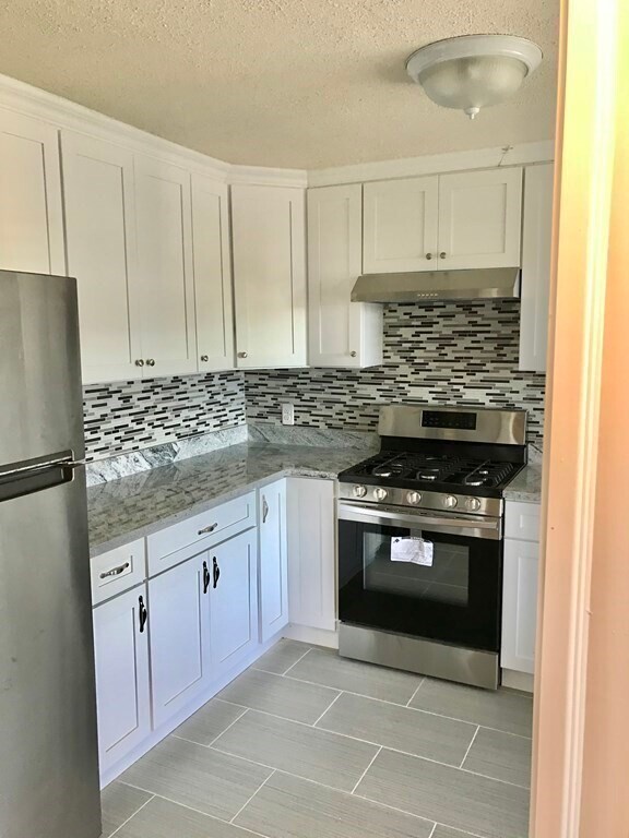 Building Photo - 41 Fellsway E