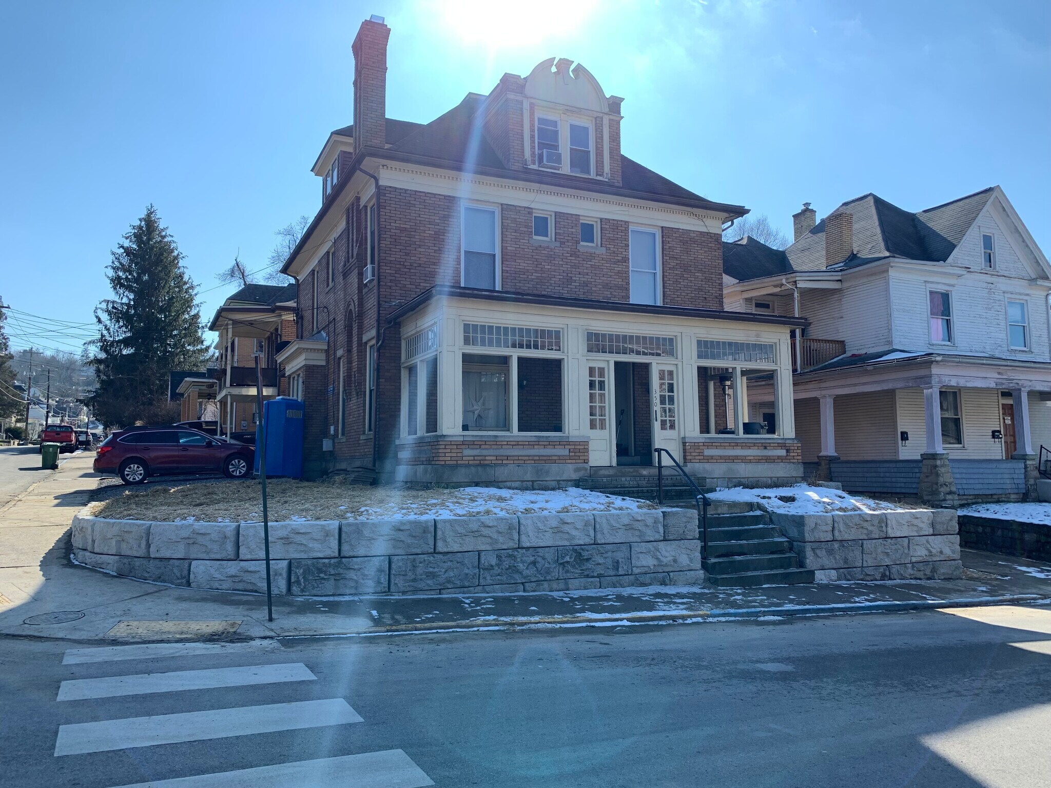 Building Photo - 350 Cobun Avenue