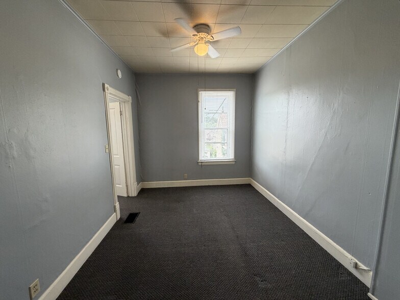 Building Photo - 2914 Pinard St
