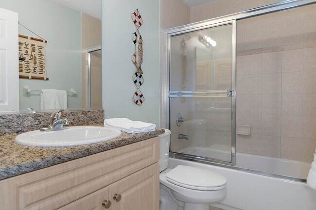 Building Photo - 4 Waterside St