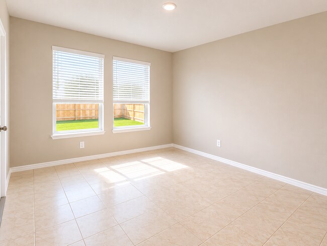 Building Photo - Available for Move-In July 1st