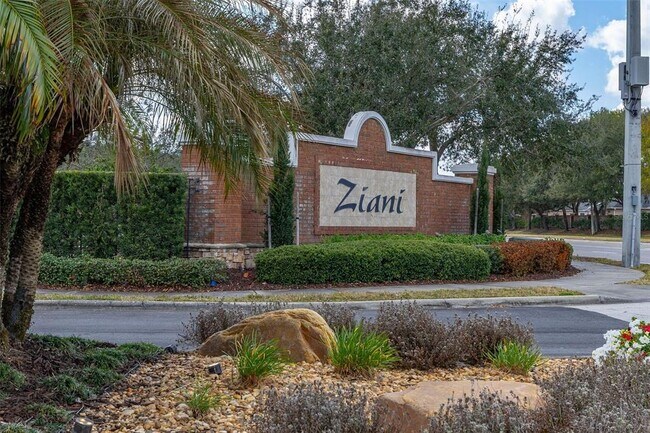 Building Photo - 9484 Walnut Crest Dr