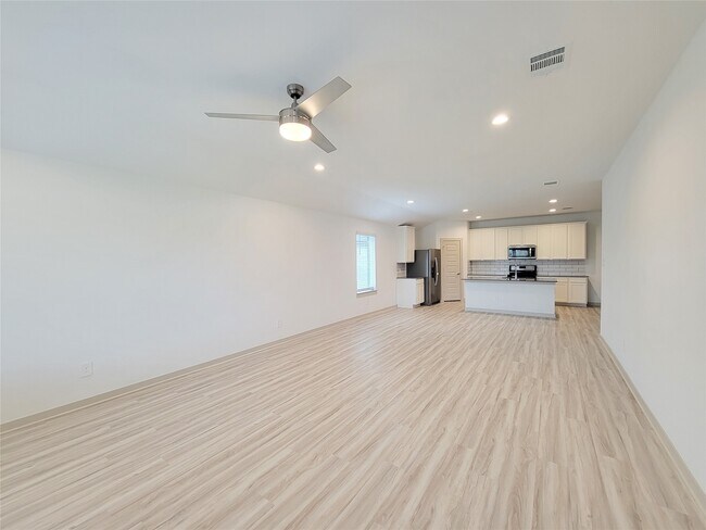 Building Photo - 7015 Halifax Harvest Ln