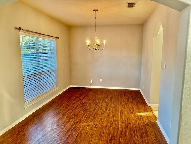 Building Photo - 6537 Canyon Mist Ln