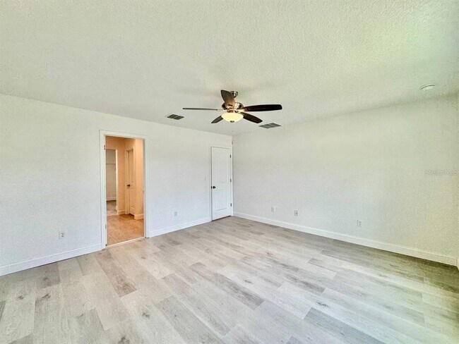 Building Photo - 38851 Opal Willow Ln