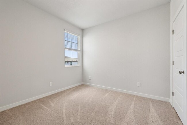 Building Photo - 133 Cutleaf