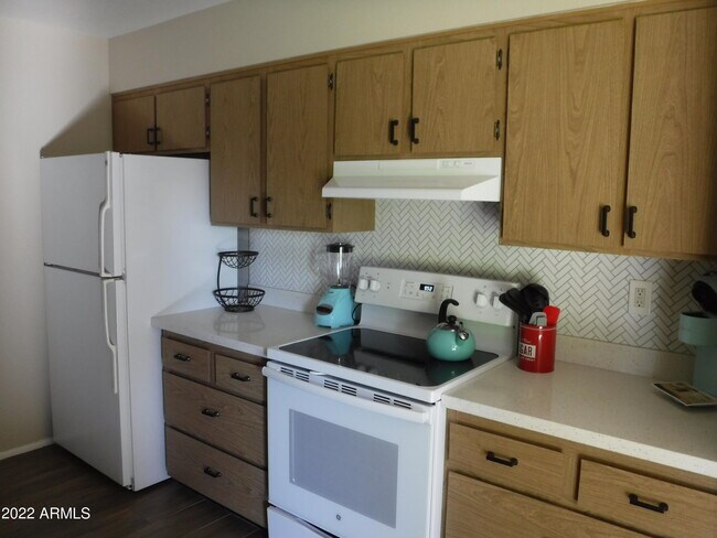 Building Photo - 11029 W Caron Dr