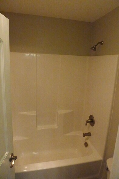 Master bath - 1136 R St