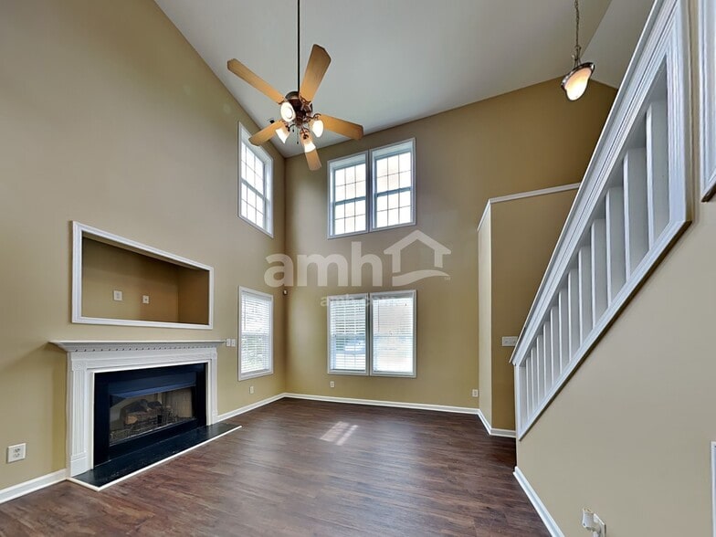 Building Photo - 4049 Alder Grove Ln