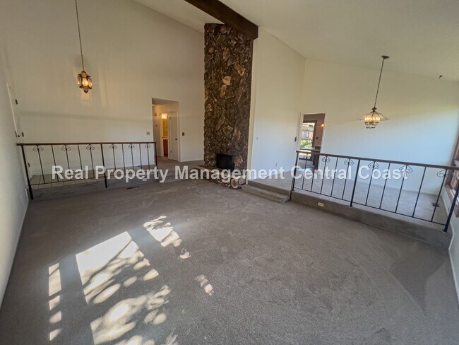 Building Photo - AVAILABLE NOW - Nice Home Near Laguna Lake...