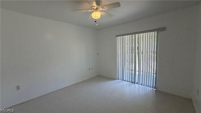 Building Photo - 3407 Winkler Ave