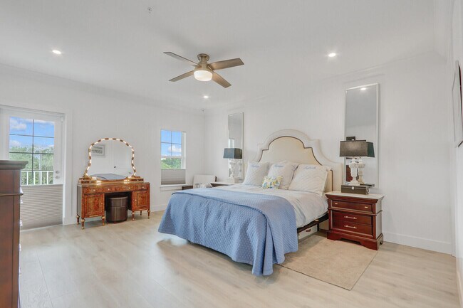 Building Photo - 120 Water Pointe Pl