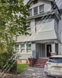Building Photo - 875 S 20th St