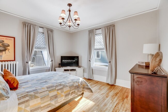 Building Photo - F. Scott Fitzgerald House in Saint Paul Can Be Your Home!