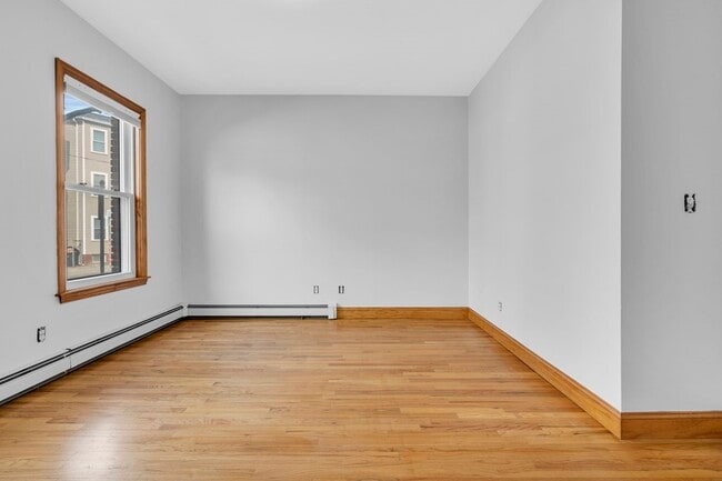 Building Photo - 24 O St