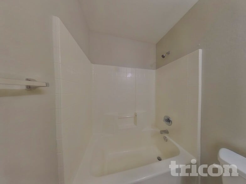 Building Photo - 35770 W Velazquez Dr