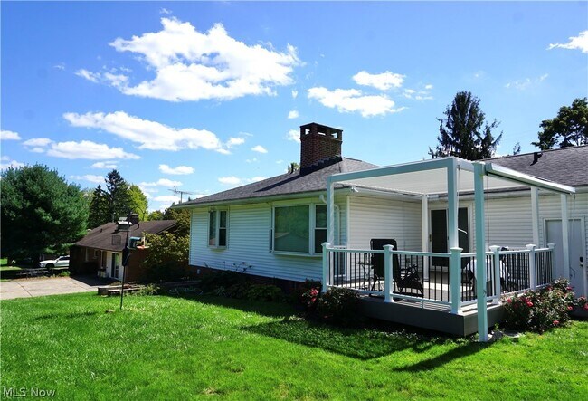 Building Photo - 12321 Norton Dr