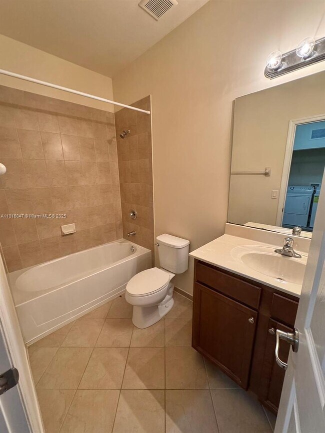 Building Photo - 23762 SW 118 Ave