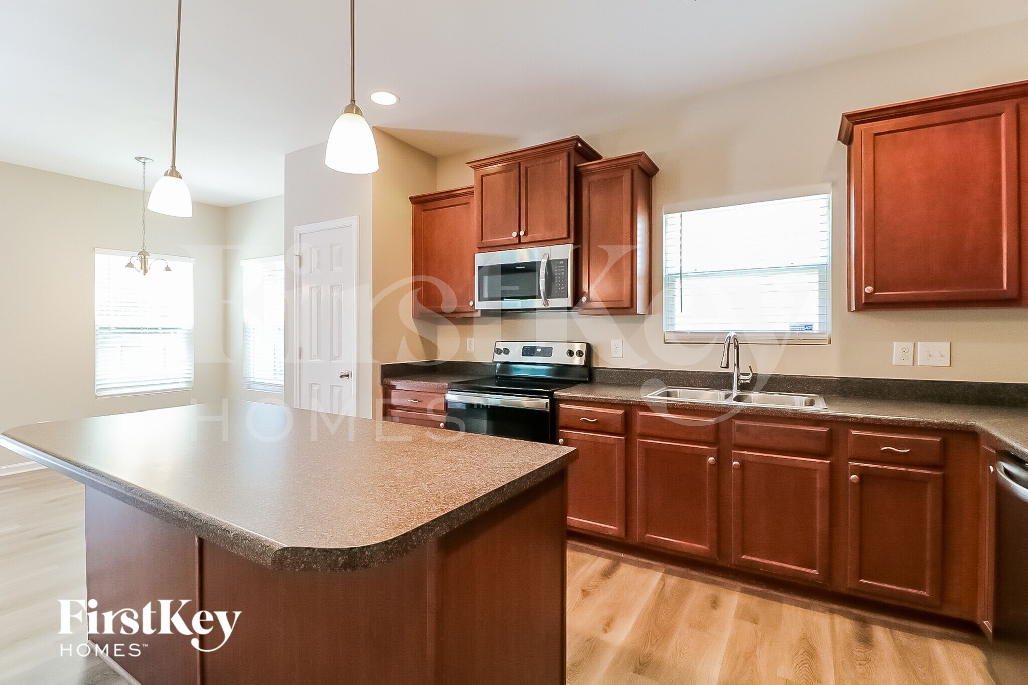 Building Photo - 6328 Bunker Hill Dr