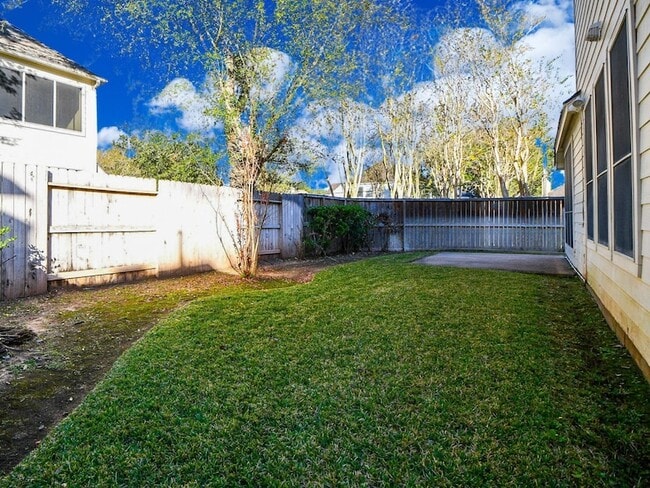 Building Photo - 4202 Creek Hollow Ln