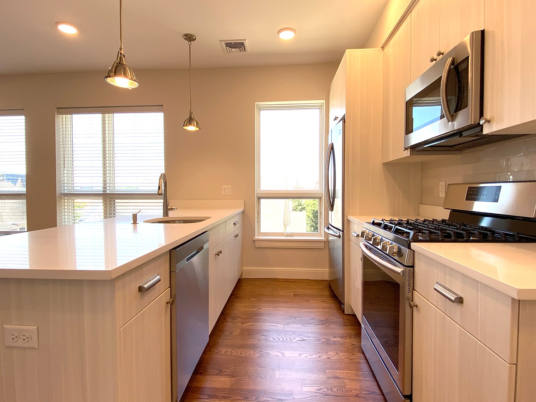 Building Photo - 3 Everett Ct