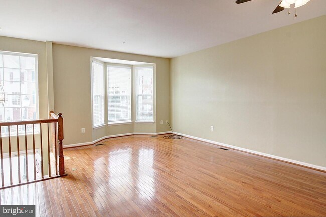 Building Photo - 160 Harpers Way