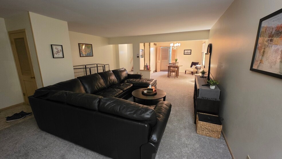 Building Photo - 2747 N 92nd St