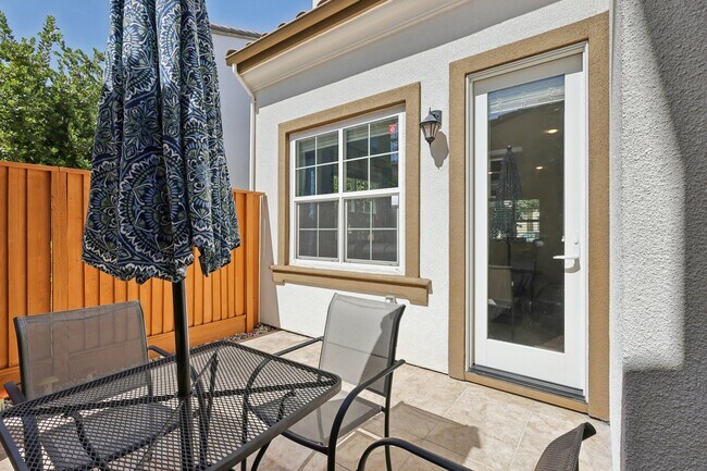 Building Photo - 5010 Barrenstar Way