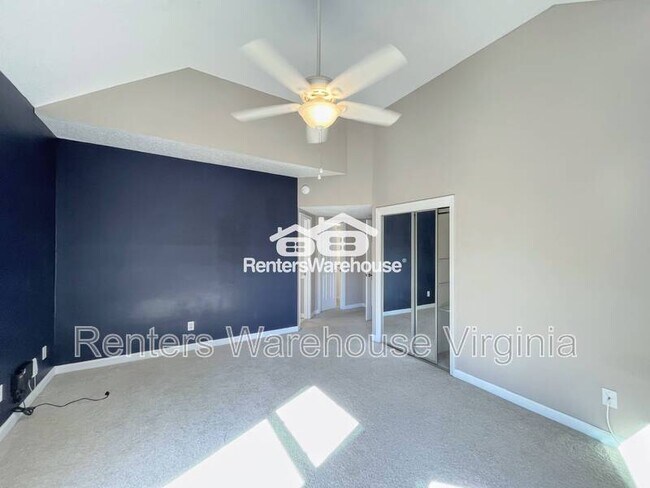 Building Photo - 2304 Beach Haven Dr