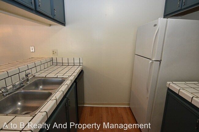 Building Photo - 2 br, 1 bath House - 5680 Calmor Ct #1