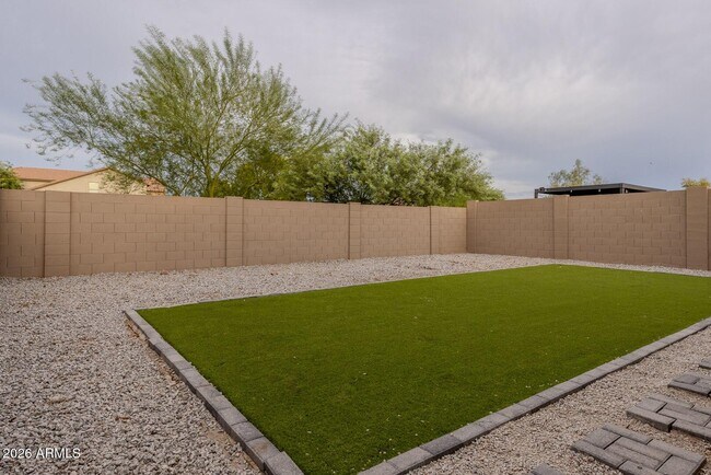 Building Photo - 4219 S 57th Dr