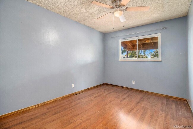 Building Photo - South Side Ranch with CENTRAL AIR
