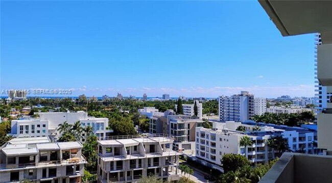 Building Photo - 1500 Bay Rd