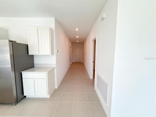 Building Photo - 3212 Alpine Wy