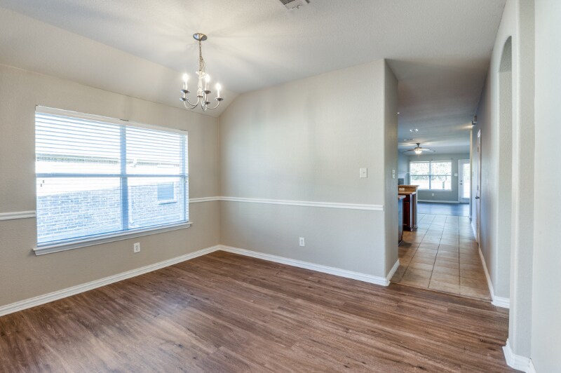 Building Photo - 2309 Castle Creek Dr