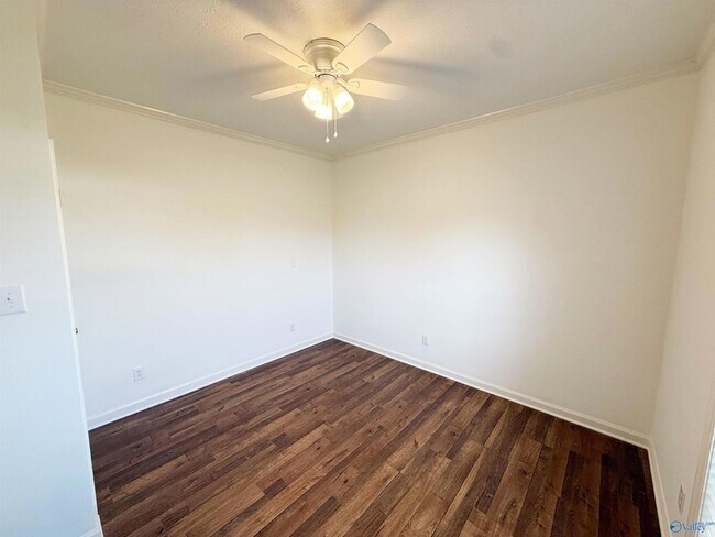 Building Photo - 17916 Remington Dr