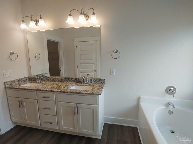 Building Photo - 12568 Windsor Dr