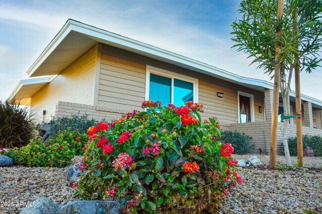 Building Photo - 14801 N Agua Fria Dr