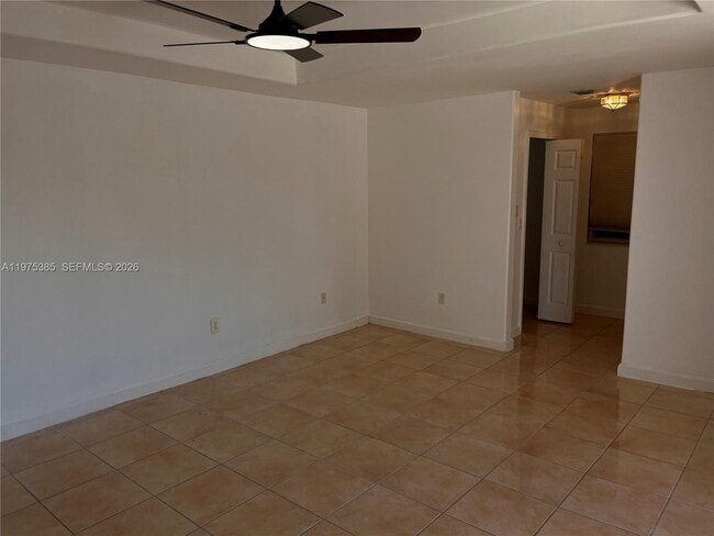 Building Photo - 9414 SW 164th Ct