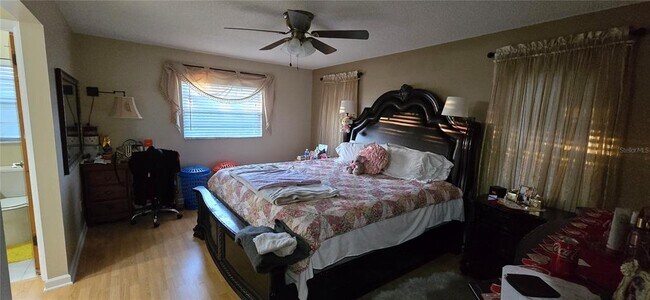 Building Photo - 6104 Bonnie Brook Blvd