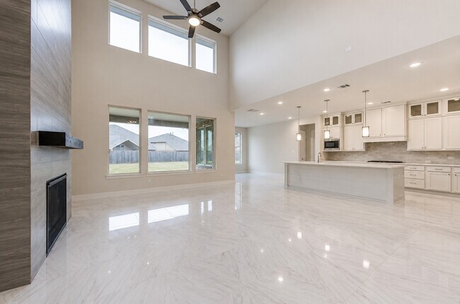 Building Photo - 21307 Blue Wood Aster Ct