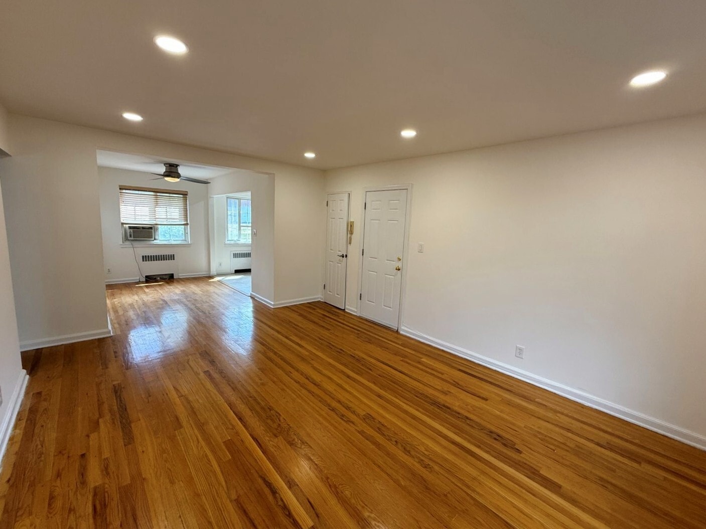 Building Photo - 14 Nathan Hale Dr
