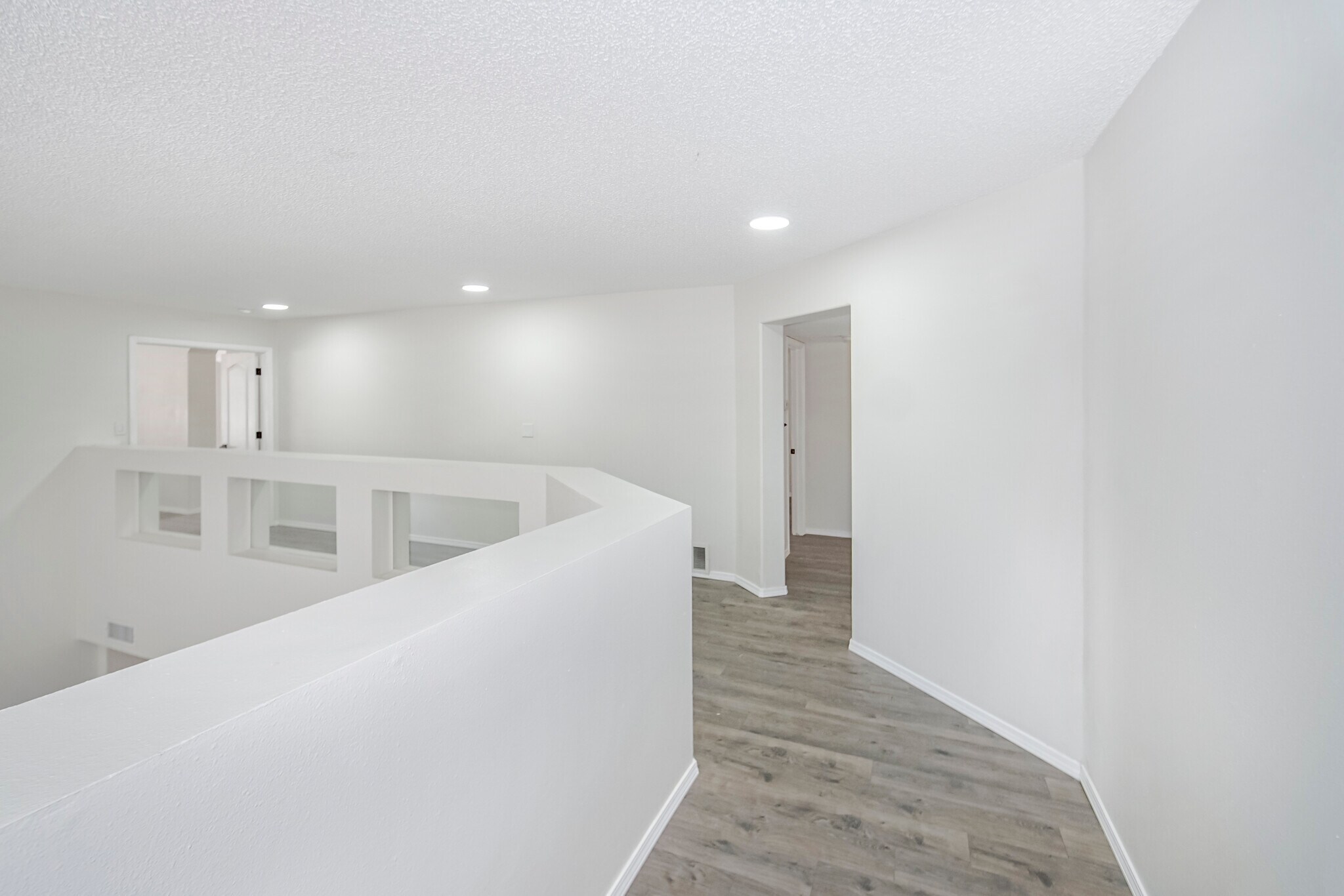Building Photo - 6529 Jim de Groat Dr