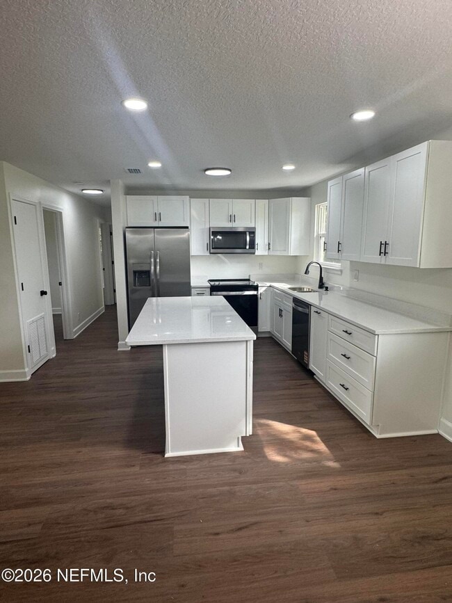 Building Photo - 5202 SW 155th St