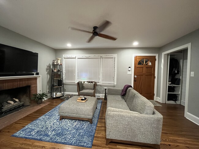 View of living room from kitchen - 2339 Kilborne Dr